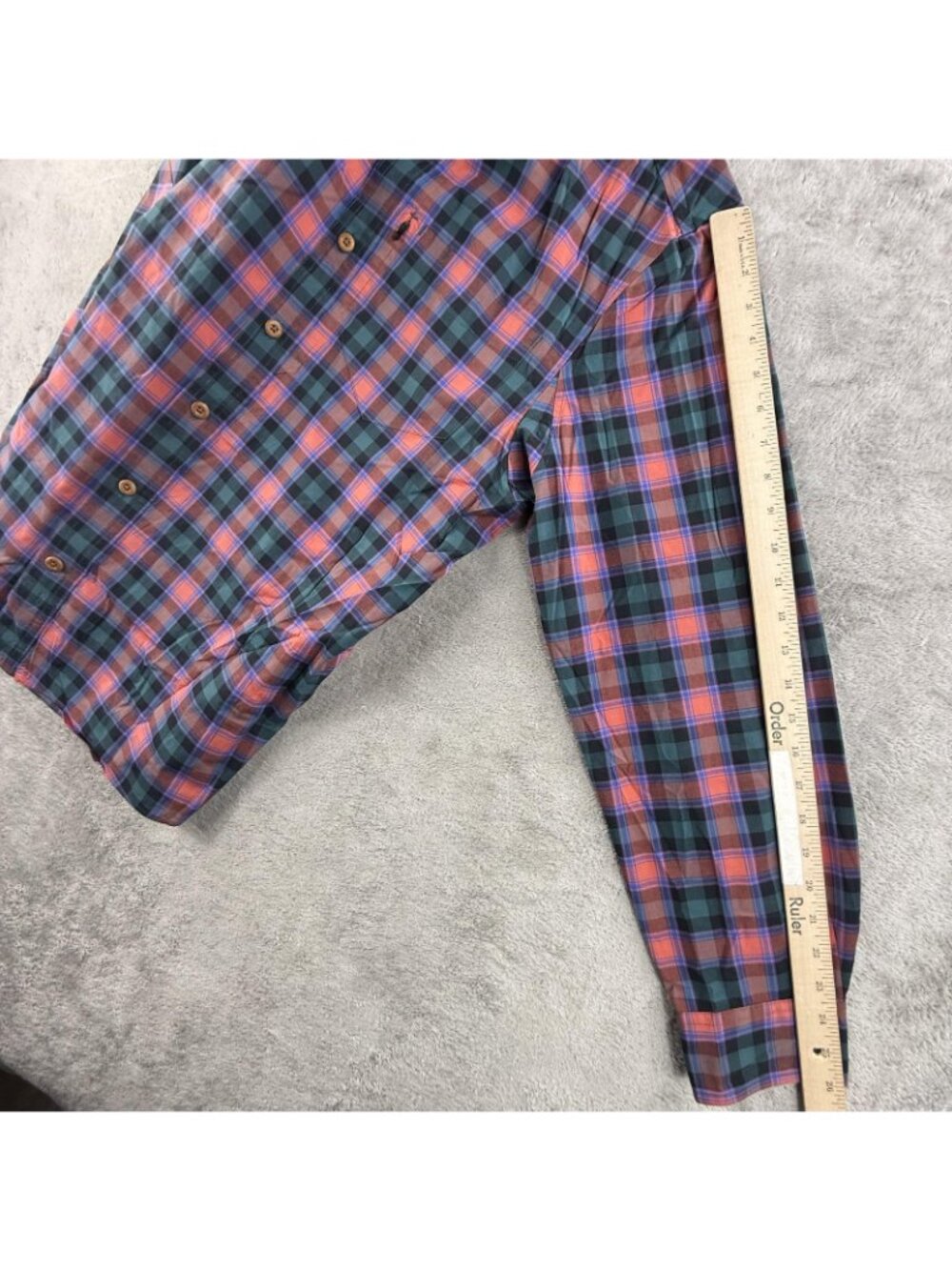 Duluth Trading Shirt Mens Large Green Pink Plaid Button Up Long Sleeve Untucked - Picture 12 of 16